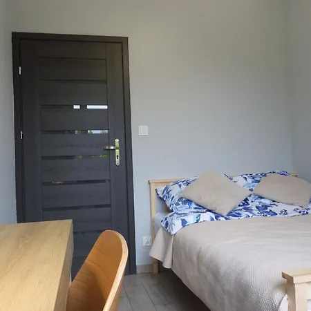 Apartment Glatz - Na Letniej, Klodzko, Winda, Garaz Podziemny, Balkon Z Widokiem Na Gory