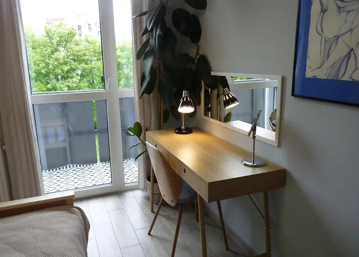 Glatz - Na Letniej, Klodzko, Winda, Garaz Podziemny, Balkon Z Widokiem Na Gory *